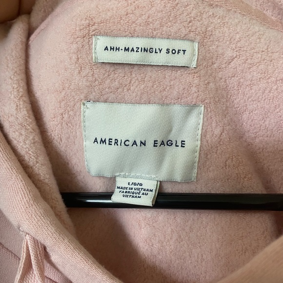 American Eagle Crop Sweatshirt - Picture 2 of 4